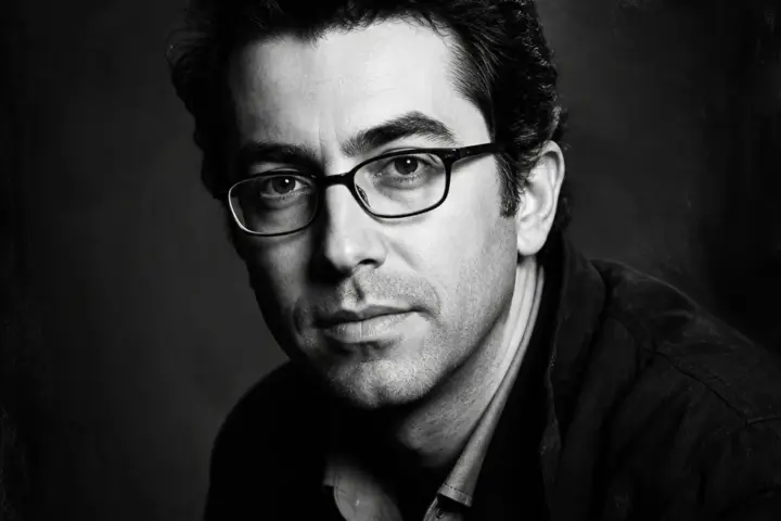 “You cannot protect yourself from sadness without protecting yourself from happiness.” – Jonathan Safran Foer
